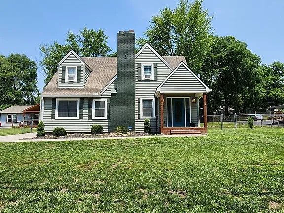property at 10826 E Ayers Ave
