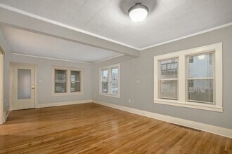666 Myrtle St NW-Unit -1 in Grand Rapids, MI - Building Photo - Building Photo