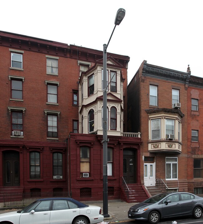 1316 S Broad St in Philadelphia, PA - Building Photo - Building Photo