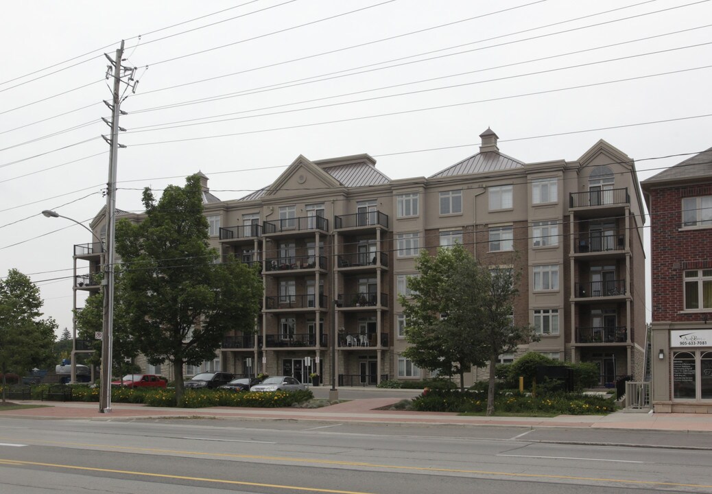 Westwood in Burlington, ON - Building Photo