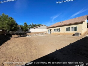 33071 Rustlers Rd in Winchester, CA - Building Photo - Building Photo