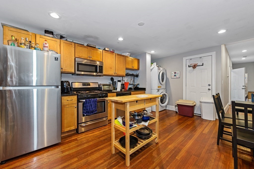 44 Hillside St, Unit 1 in Boston, MA - Building Photo