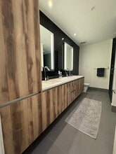 223 NE 27th St, Unit A3 in Miami, FL - Building Photo - Building Photo