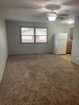 2700 E Phylbeck Ave, Unit 3 in Terre Haute, IN - Building Photo