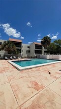 301 Racquet Club Rd, Unit 302 in Weston, FL - Building Photo - Building Photo