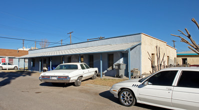 112 Tangier St in El Paso, TX - Building Photo - Building Photo