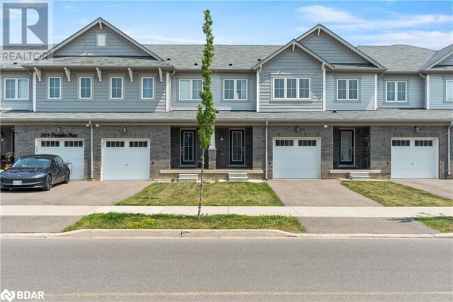 property at 320 Pumpkin Pass