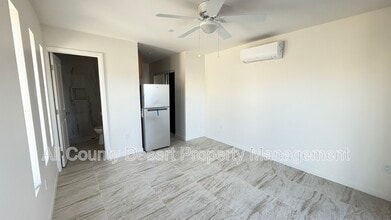 517 S Mountain View Dr, Unit 3S in Palm Springs, CA - Building Photo - Building Photo