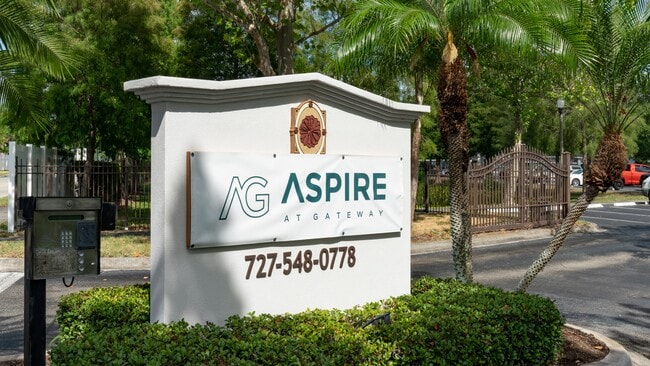 Aspire at Gateway in Pinellas Park, FL - Building Photo - Building Photo