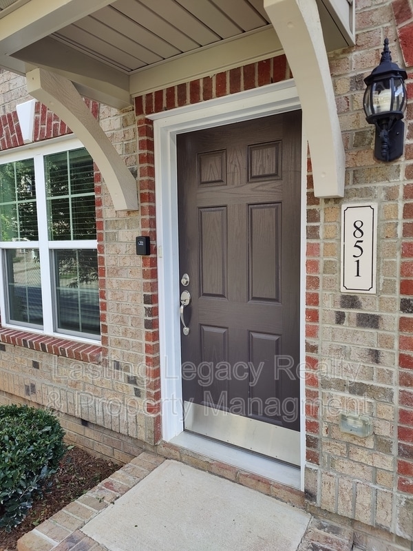 property at 851 Silver Leaf Dr