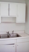 1002 Willow St in Fayetteville, NC - Building Photo - Building Photo