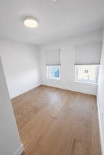 65 L St, Unit 303 in Boston, MA - Building Photo - Building Photo