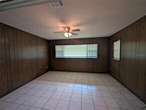 2907 Sam Hicks Rd in Plant City, FL - Building Photo - Building Photo