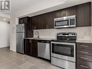 830-830 Lawrence Ave W in Toronto, ON - Building Photo - Building Photo