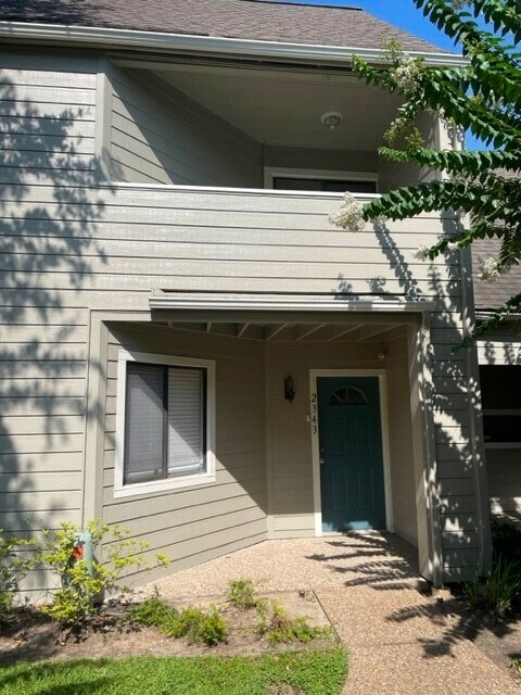 2343 Briarwest Blvd in Houston, TX - Building Photo