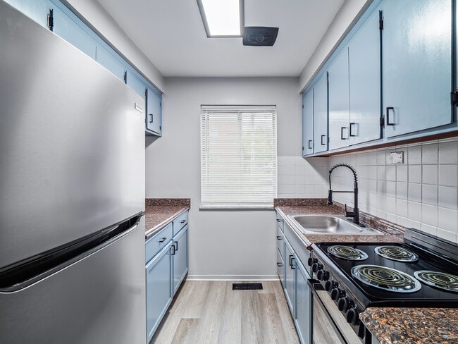 Heights Garden Apartments