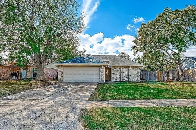 property at 16938 Enchanted Cir E