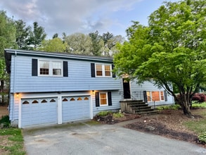 9 Brooks Rd in Sudbury, MA - Building Photo - Building Photo