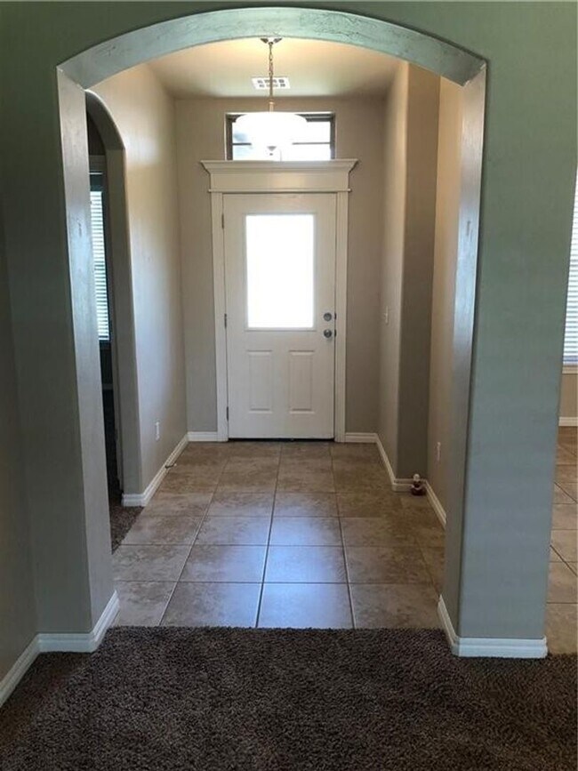 8216 NW 160th Terrace in Edmond, OK - Building Photo - Building Photo
