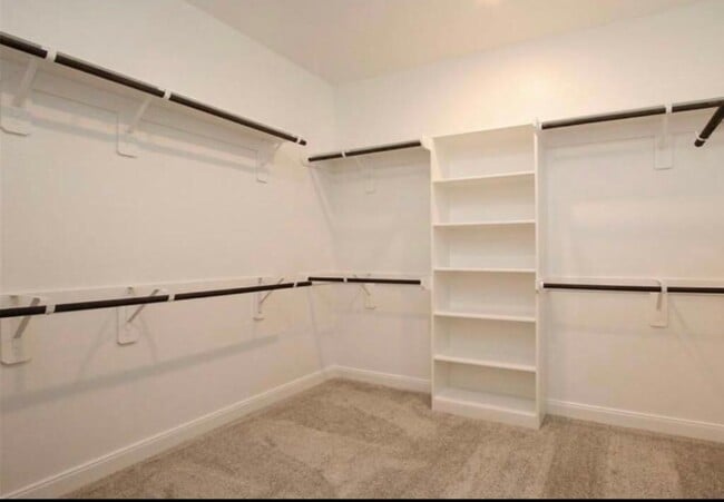 property at 17685 Martin Crk Ln