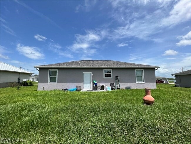 8036 Buttercup Cir in La Belle, FL - Building Photo - Building Photo