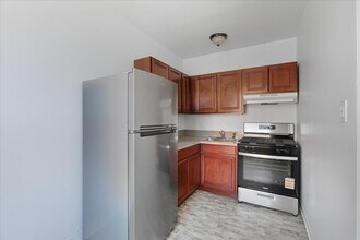 1635 W Morse Ave in Chicago, IL - Building Photo - Building Photo