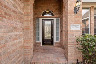 2126 Fortuna Bella Dr in Pearland, TX - Foto de edificio - Building Photo