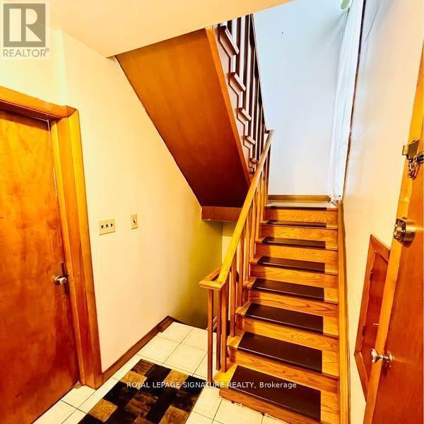 214 Queenslea Ave in Toronto, ON - Building Photo - Building Photo
