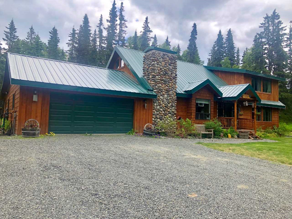 48282 Magic Dragon Ln in Soldotna, AK - Building Photo