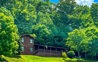 2408 Todd Railroad Grade Rd in Todd, NC - Building Photo