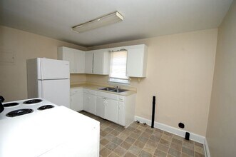 608 S Andrews Ave in Goldsboro, NC - Building Photo - Building Photo