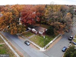 202 Holly St in Glassboro, NJ - Foto de edificio - Building Photo