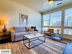 1291 S Ulster St in Denver, CO - Building Photo