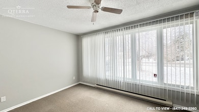 2443 Page Rd in Ottawa, ON - Building Photo - Building Photo