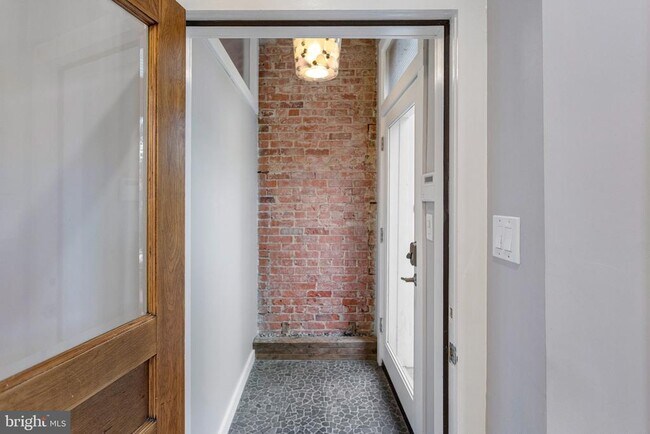 1311 East Capitol St SE in Washington, DC - Building Photo - Building Photo