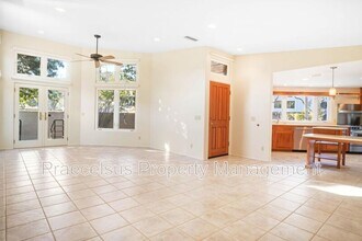 929 Olive Ave in Coronado, CA - Building Photo - Building Photo