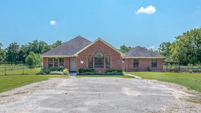 property at 3121 Farm to Market 646 Rd N