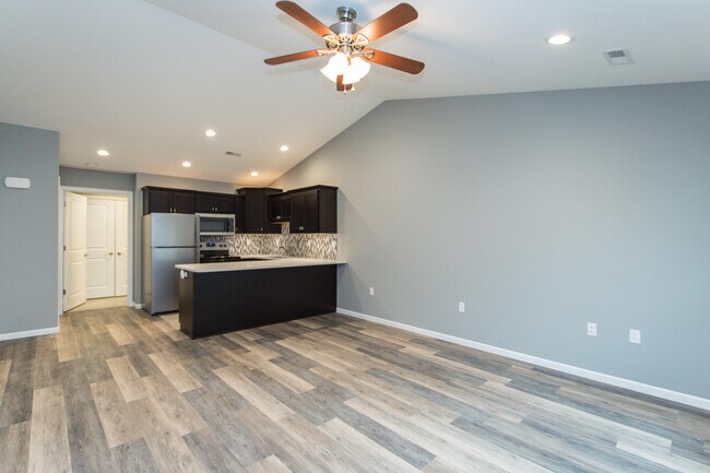 103 Bogad St in St. Robert, MO - Building Photo - Building Photo