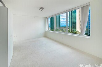 88 Piikoi St in Honolulu, HI - Building Photo - Building Photo