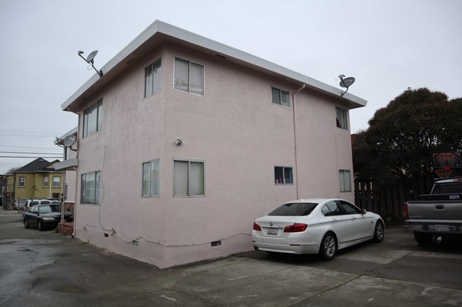 118 15th St in Richmond, CA - Building Photo - Primary Photo