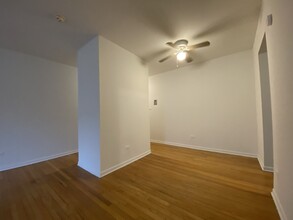 516 W Melrose St in Chicago, IL - Building Photo - Building Photo