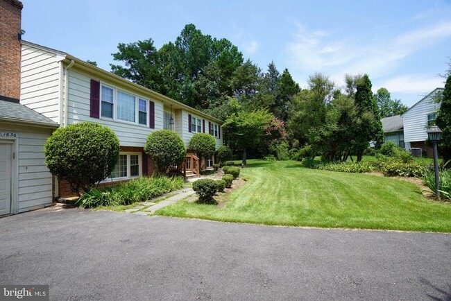 1636 Great Falls St in McLean, VA - Building Photo - Building Photo