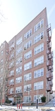 Venus Apartments in Flushing, NY - Foto de edificio - Building Photo