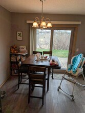 1036 Manor Ct in St. Cloud, MN - Building Photo - Building Photo