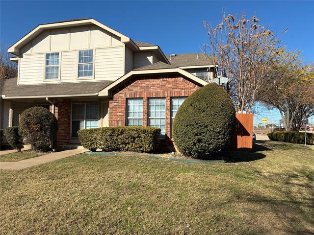 property at 611 Oriole Blvd