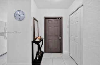 13721 SW 119th Ave in Miami, FL - Building Photo - Building Photo