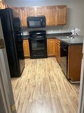 233 Telluride Drive in Broadway, VA - Building Photo - Building Photo