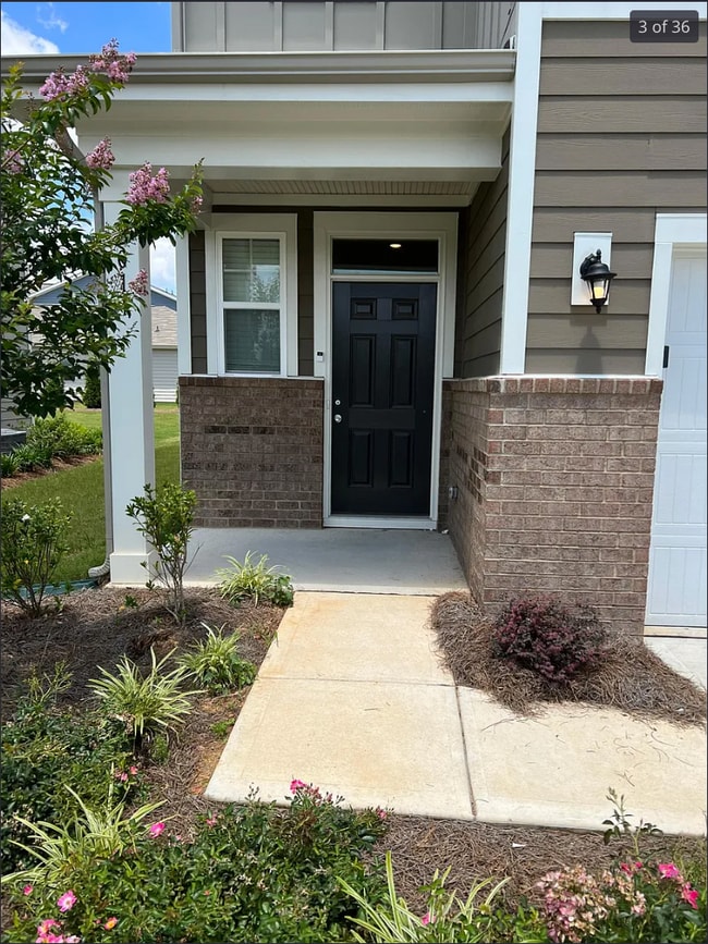 2011 Weddington Pointe Dr in Unionville, NC - Building Photo - Building Photo