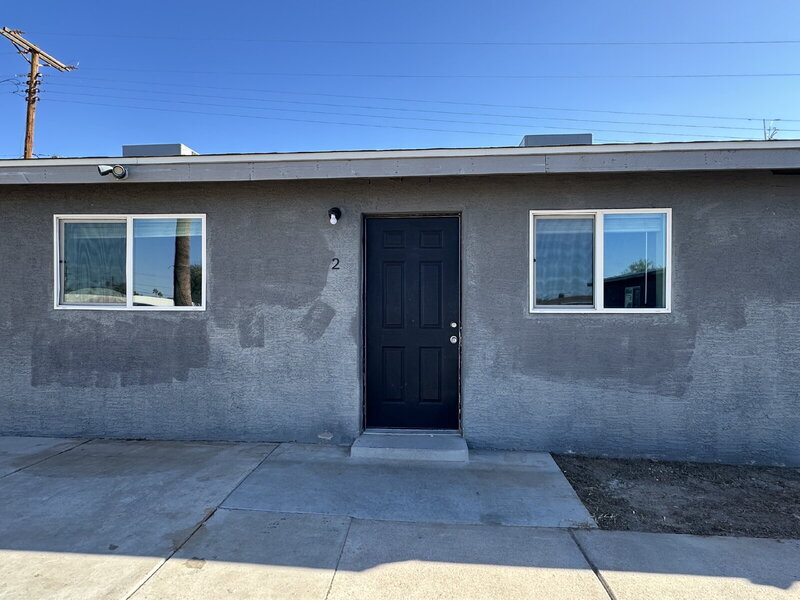 561 S Meridian Rd in Apache Junction, AZ - Building Photo