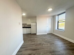 94 Eastern Ave, Unit 7 in Malden, MA - Building Photo - Building Photo